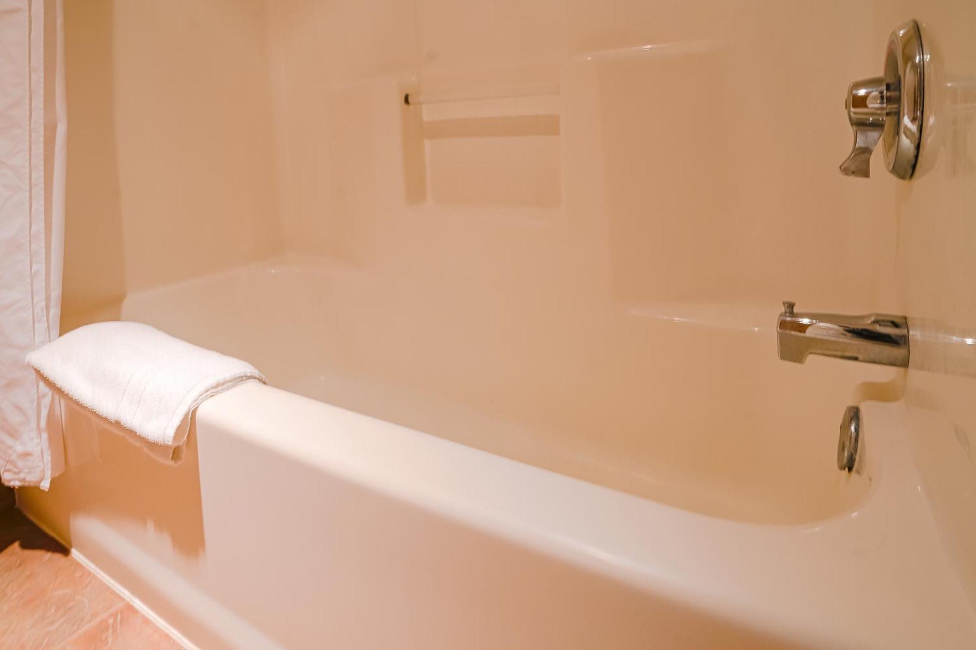 Oyo Hotel Redwood Falls Near Jackpot Casino Ngoại thất bức ảnh